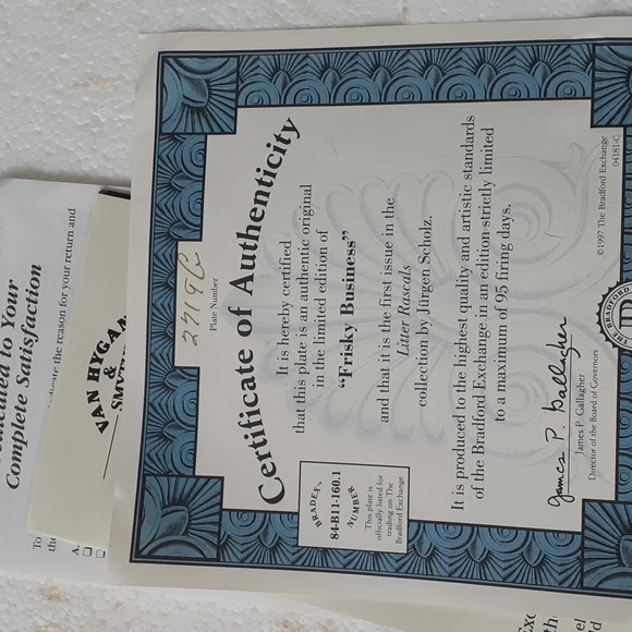 Original Authentic 1997 Bradford Exchange "Frisky Business" Collector's Plate - Picture 3 of 3